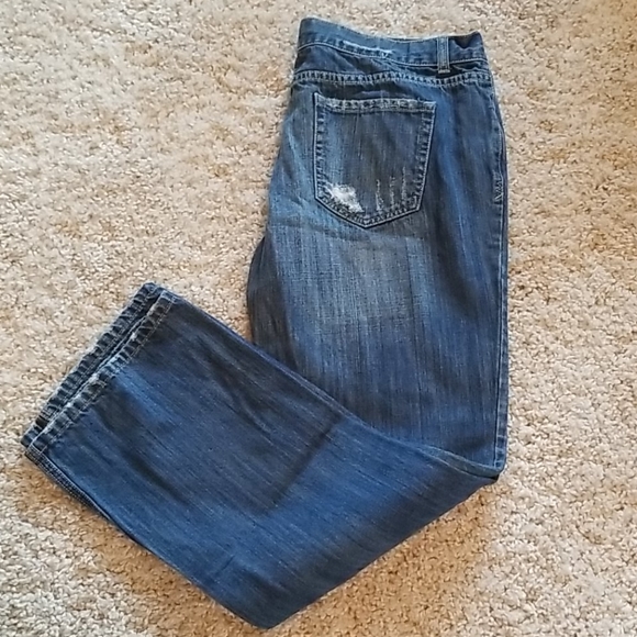 Mossimo jeans Size 15 distressed EUC. - Picture 2 of 4